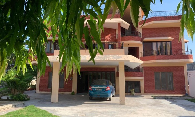 Varanasi Apartamento | Krimson Bricks Homestay