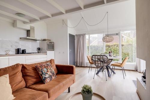Zwiggelte Casa | Kruisbek I Chic Huisje met Riante Tuin