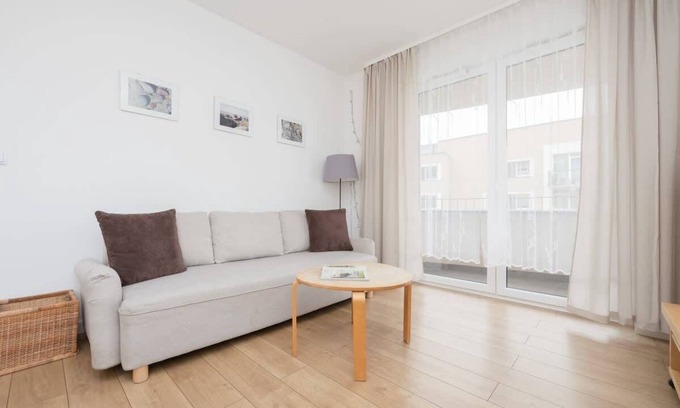 Bialoleka Apartamento | Krzyżówki 11B | Charming Apartment | Parking