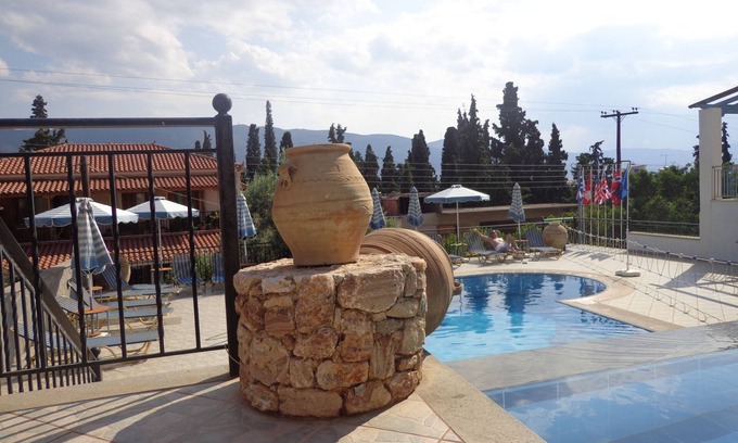 Poros Casa | KTM Sunny Villas