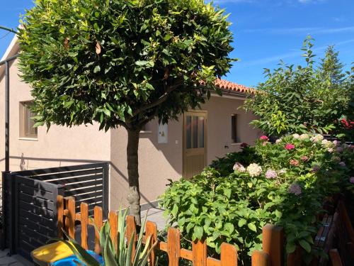 Valdebek Casa | Kuća Eda