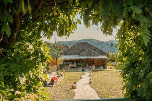 Gornji Milanovac Casa | Kuća Luna