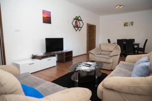 Vojvodina Apartamento | Kuća NP