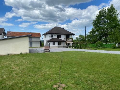 Mali Radic Casa | Kuća za odmor Tarik
