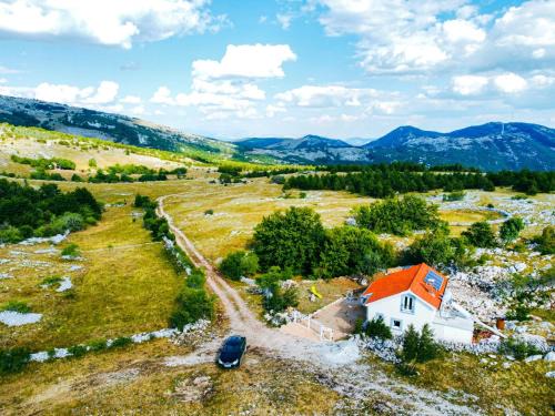 Trilj Chalet De Esquí | Kuća za odmor Zarja