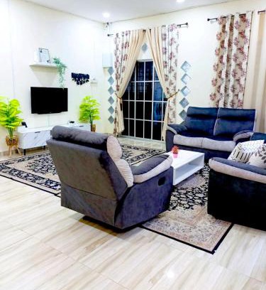 Sungai Karang Casa | Kuantan SnakeRiver Homestay