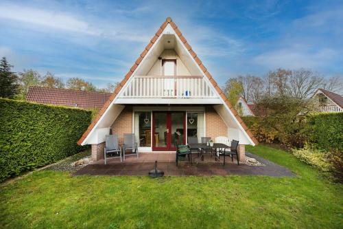 Zwiggelte Casa | Kuifeend I Chalet met Modern Interieur