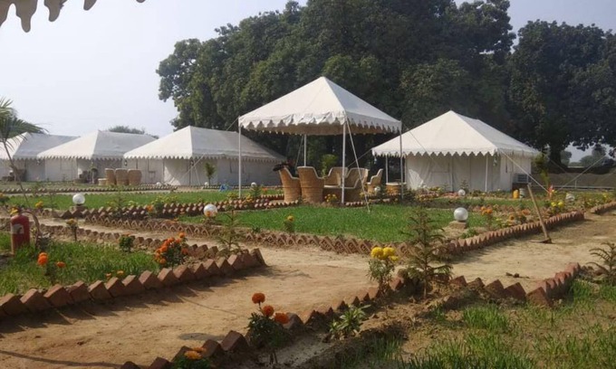 Naini Cabaña | KUMBH CAMP OM