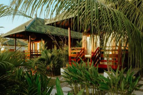 Sekongkang Complejo | Kura Kura House