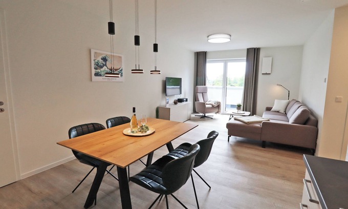 Tossens Apartamento | KÜSTE33/44 - Balcony. Sauna. Allergy friendly.