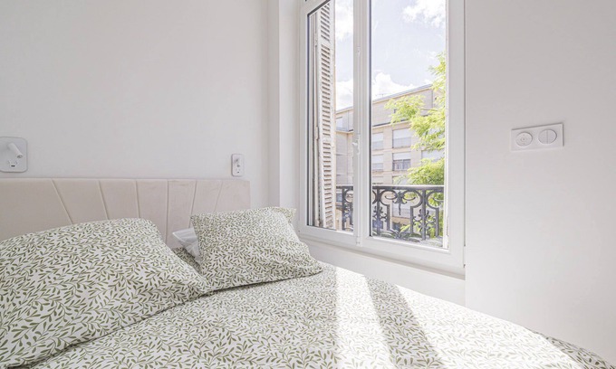 Coutures Apartamento | L'écrin d'Auguste-Apartamento-Baño Privado-Apartamento