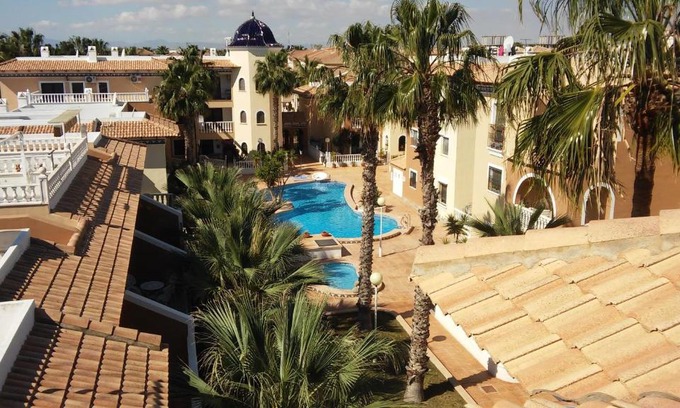 Los Alcázares Apartamento | L.A. Apartment
