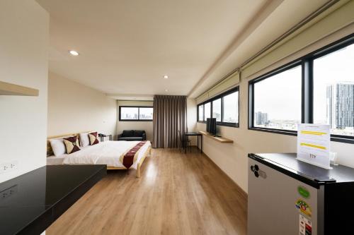 Din Daeng Hotel | L.A. Tower Hotel