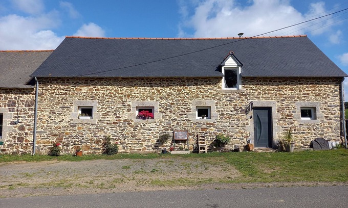 Allineuc Casa | L Abreuvoir DU Leffo Entre MER ET Campagne. Ressourcez Vous Avec vos Animaux