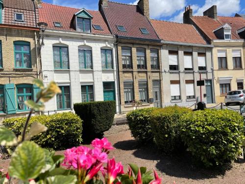 Bergues Casa | l'ADRESSE