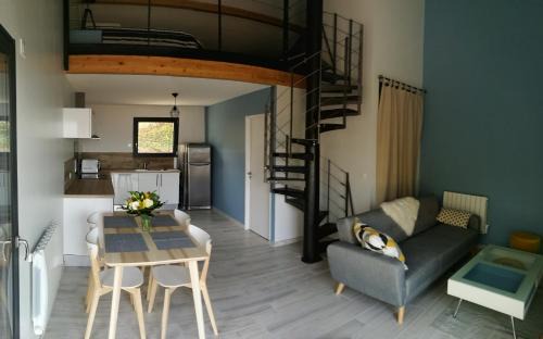 Veyre-Monton Casa | L'Alphonsine