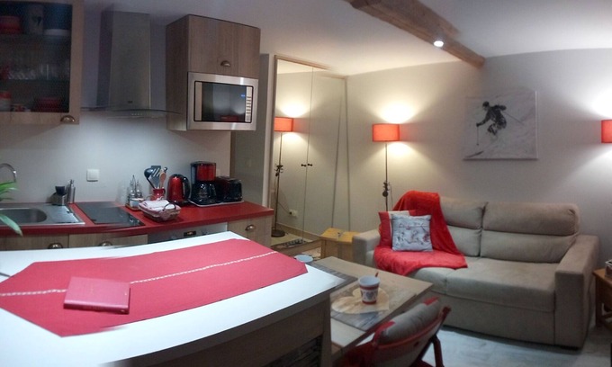 Bourg-Saint-Maurice Chalet De Esquí | L'alpin-Savoie: bonito estudio 2pers en la planta baja de un chalet