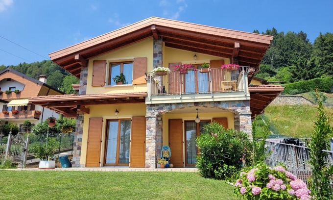 Bossico Apartamento | L'Alpino Mountain Lake Iseo Hospitality