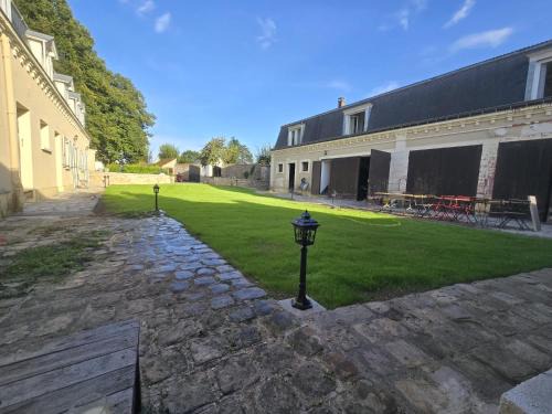 Croissy-Beaubourg Apartamento | L'ancienne ferme du château