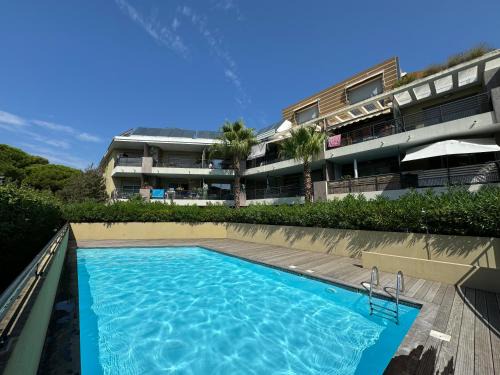 Villeneuve Loubet Beach Apartamento | L'appart idéal famille, terrasse, piscine, plage