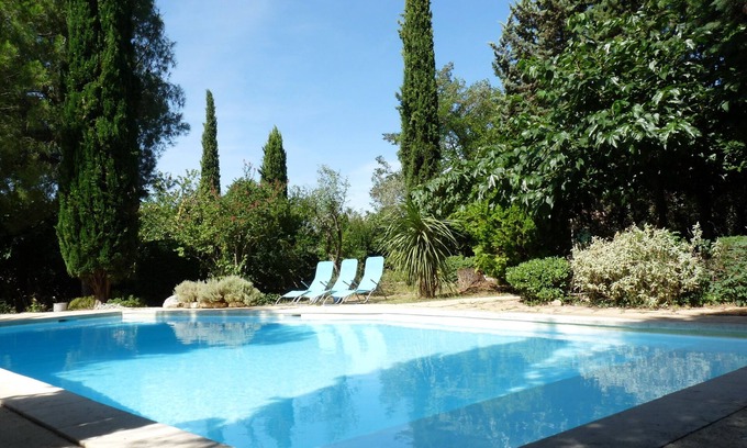Saint Michel d'Euzet Otro | Magnífica finca provenzal con 25 camas: el árbol de oro