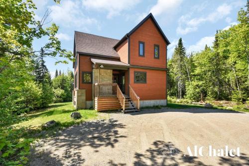 Petite-Riviere-Saint-Francois Chalet De Esquí | L'ascension- Chalet avec Spa