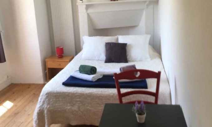 Beynac-et-Cazenac Apartamento | Estudio-Apartamento-Baño con ducha-Vista al campo
