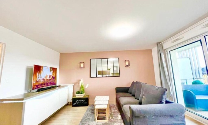 Lanester Apartamento | L'atelier Chic - Wifi fibre - Parking privée - Balcon - NETFLIX