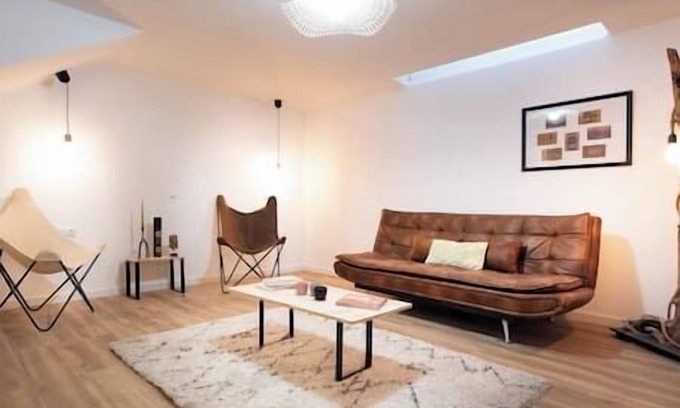 Foz do Douro Apartamento | L'Atelier - Warm Porto Loft