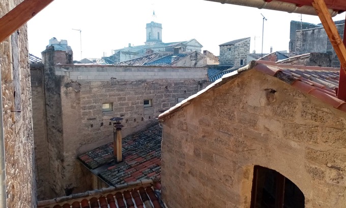Pezenas Apartamento | L' Authentique, historic center 3rd floor