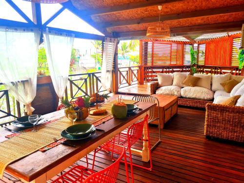 Etang Sale Les Bains Apartamento | L'Echappée Tropicale - L'échappée VERTE - Oasis Bleu Lagon & Vert Forêt, T4 avec grande terrasse, à 5min de la plage