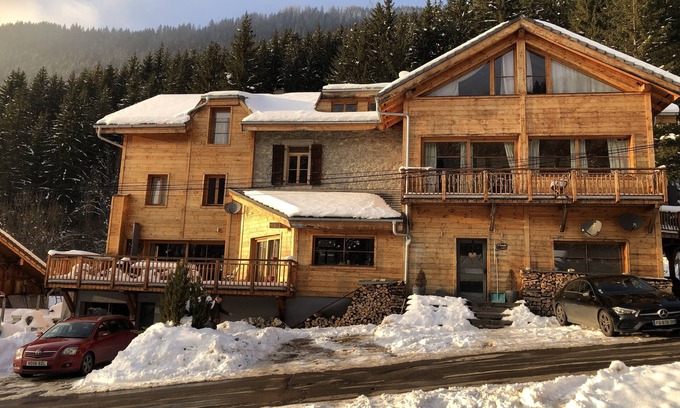 Saint-Jean-dʼAulps Apartamento | L'Ecuela Apartment, tastefully renovated 1 bedroom apartment