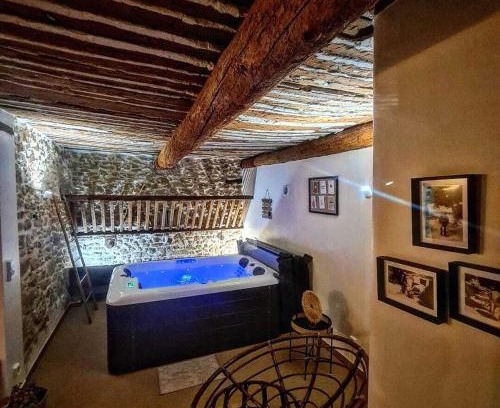 Cheval-Blanc Casa | L' ecurie de Florent et Spa