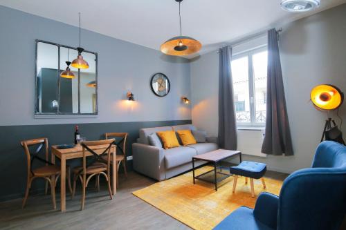 Saint-Roch - Badouillere - Chavanelle Apartamento | L'Eléphant, T2 hypercentre chic et cosy, Wifi par SOVALFI