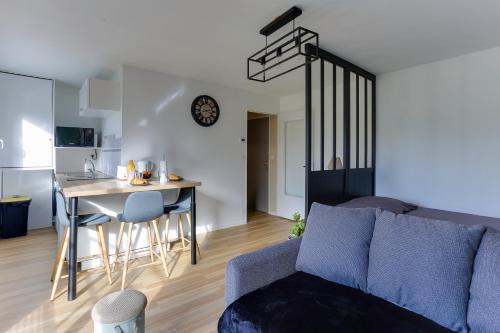 Noyal-Chatillon-sur-Seiche Apartamento | L'Escale Bretonne -Studio à 20min de Rennes centre