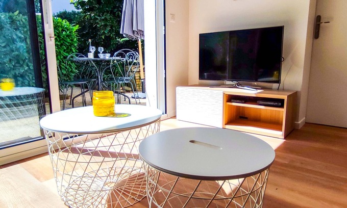 Saint-Marine Apartamento | L'Escale - refurbished, 100 m from the port, 4 pax