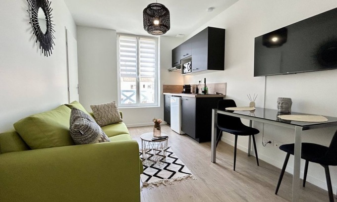 Fort-Mahon-Plage Apartamento | L'Escale: Your romantic cocoon in Fort-Mahon-Plage!