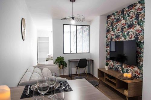 Chateauroux Apartamento | L'Escapade-Hypercentre-parking privé-refait à neuf