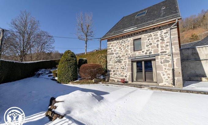 Besse-en-Chandesse Casa | L'establou - Besse-et-saint-anastaise