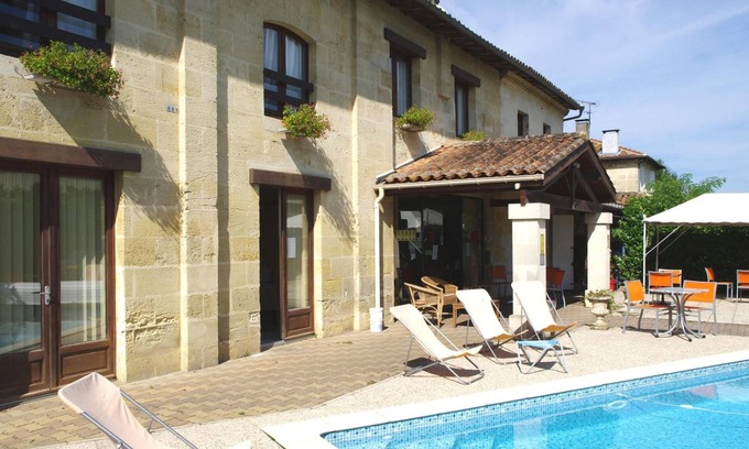 Vayres Casa | L'Etape