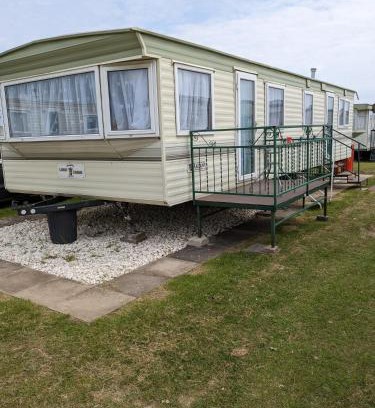 Ingoldmells Apartamento | L&g FAMILY HOLIDAYS 6 BERTH CORAL BEACH LAURA FAMILYS ONLY AND LEAD PERSON MUST BE OVER 30