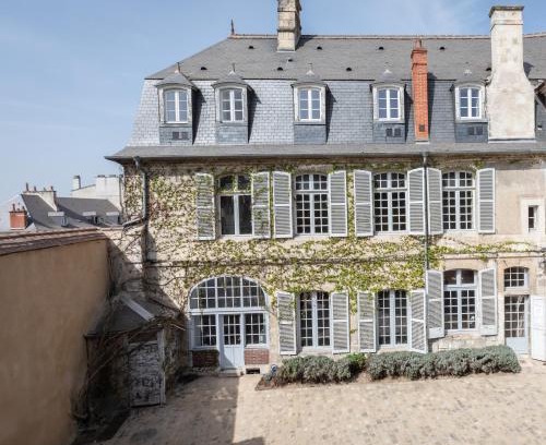 Bourges Apartamento | L'hôtel de Panette, charpente historique - cathédrale