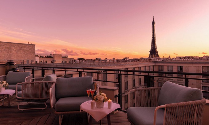 Faubourg-du-Roule Hotel | L’Hôtel du Collectionneur Paris