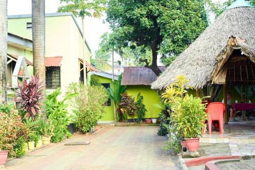 Mwananyamala Cama Y Desayuno | L&J Modern Backpackers Kinondoni