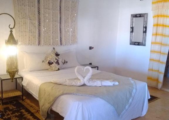 Ait Benhaddou Cama Y Desayuno | L'oasis Du Bonheur