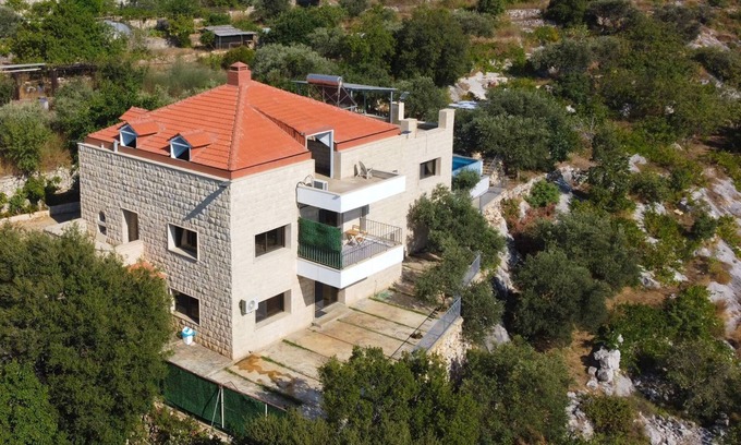 Kfardebian Apartamento | L'Olivier - L'Auberge de Kour - 3-BR Villa W Private Pool