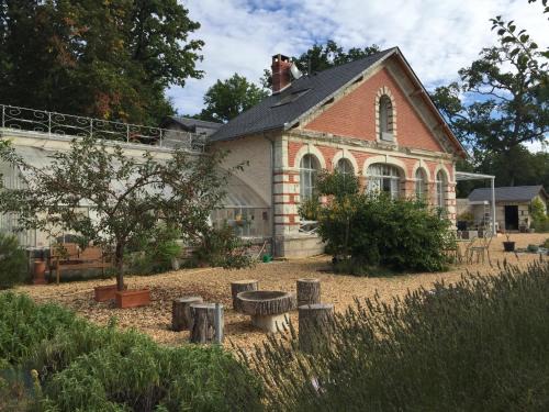 Selles-sur-Cher Casa | L'Orangerie "The Orangery" du parc des Nouies