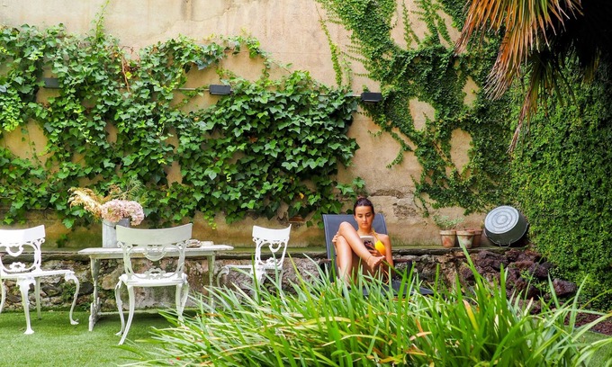 Olot Apartamento | L'Orfebre, Loft en Olot. Acceso a piscina interior