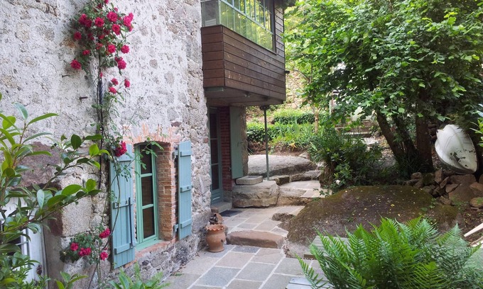 Getigne Cabaña | La encantadora casa de Oublière construido en los bordes de roca de Sevre cerca de Clisson