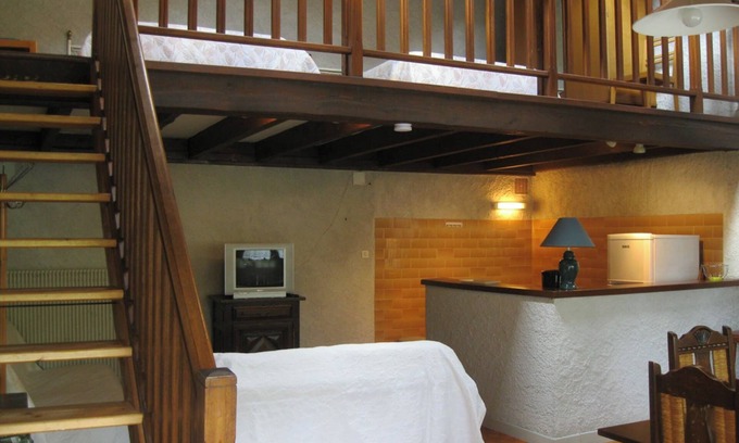 Murat-le-Quaire Apartamento | L'Usclade - Murat le Quaire